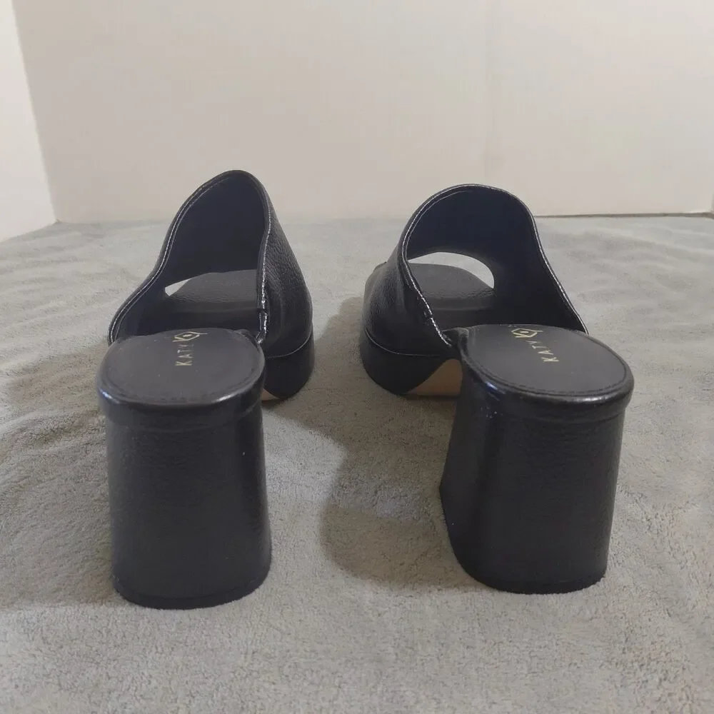 Katy Perry The Surrprise Platform Slide Sandals Womens 7.5M Black Faux Leather